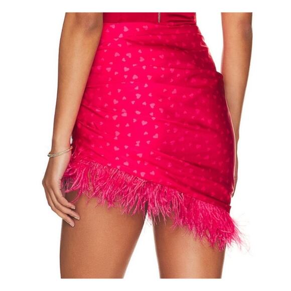 Lovers + Friends Maisey Pink Heart Asymmetrical Feather Hem Mini Skirt Small - Picture 7 of 9
